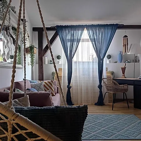 Urban Zen Den 2 Apartment