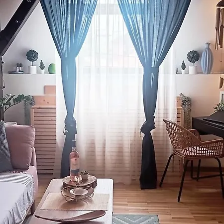 Urban Zen Den 2 Бухарест