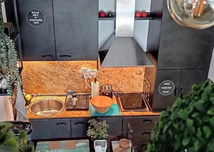 شقة Urban Zen Den 2 *