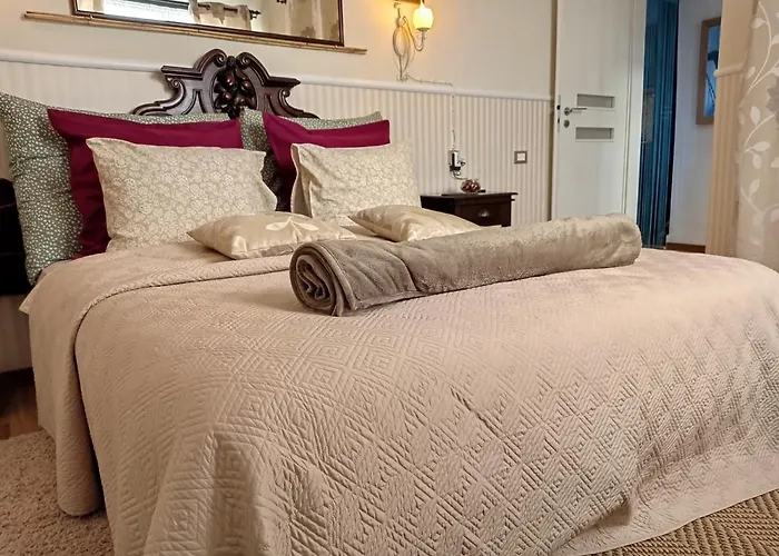 Urban Zen Den 2 アパート *