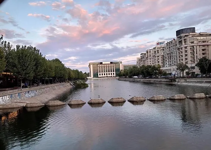 公寓 Urban Zen Den 2 *